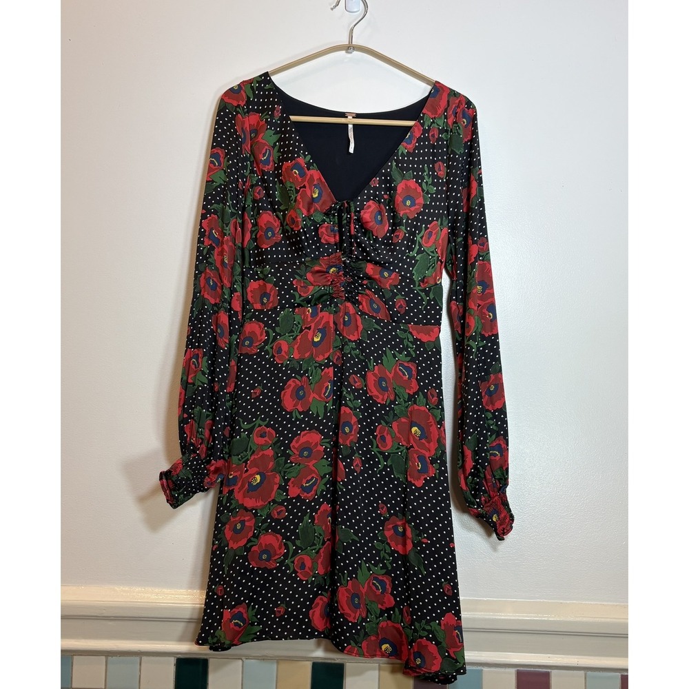 Free‎ People Poppy Floral Polka Dot Mini Dress Black Red V-Neck Smocked Size 4